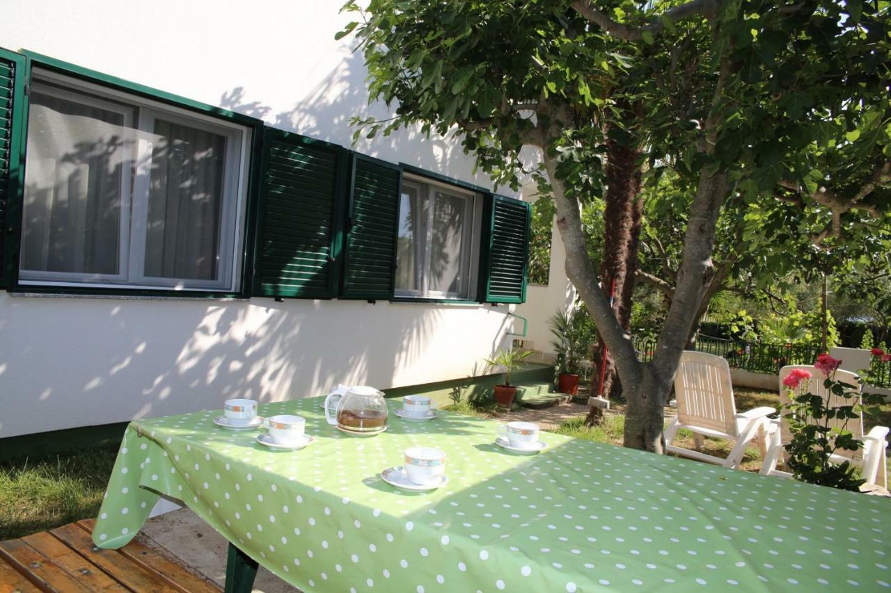 Apartments Fjaka 圣菲利普雅科夫 外观 照片